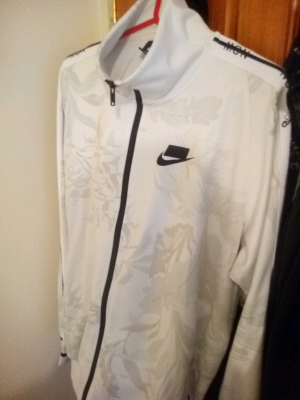 limited edition nike tracksuit